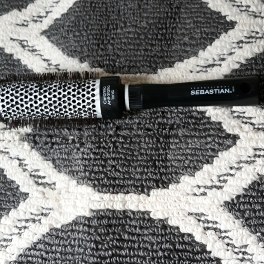 Sebastian styling brush